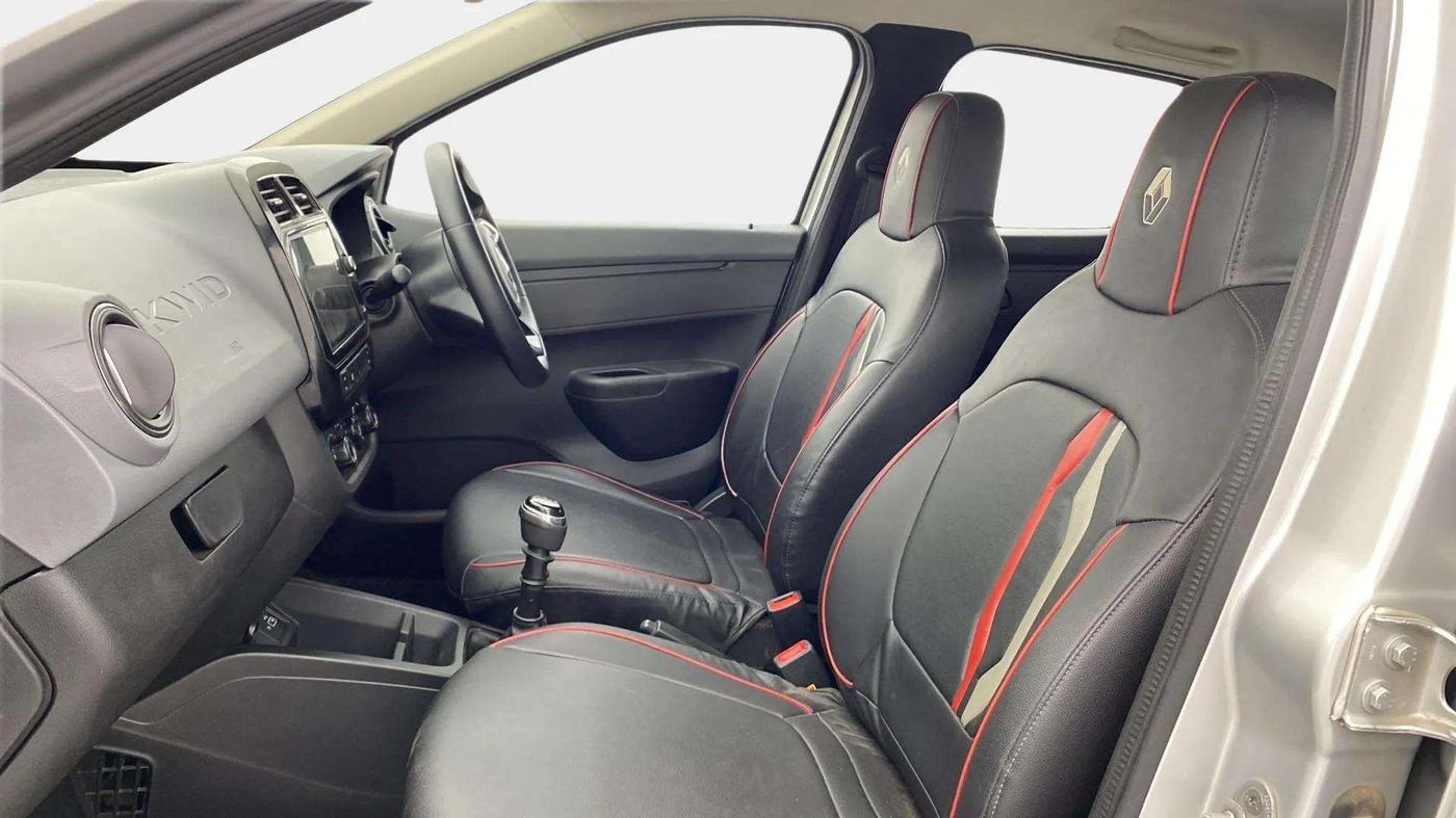 2021 Renault Kwid RXT 1.0 (O), Petrol, Manual, 34,526 km, Right Side Front Door Cabin