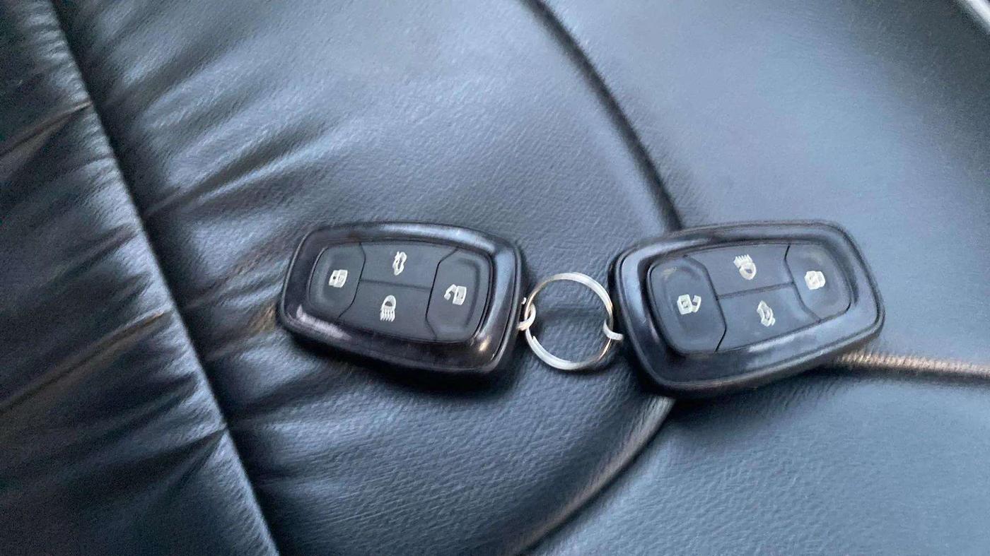 2021 Tata NEXON XZ PLUS PETROL, Petrol, Manual, 61,157 km, Key Close Up