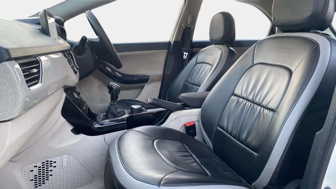 2021 Tata NEXON XZ PLUS PETROL, Petrol, Manual, 61,157 km, Right Side Front Door Cabin