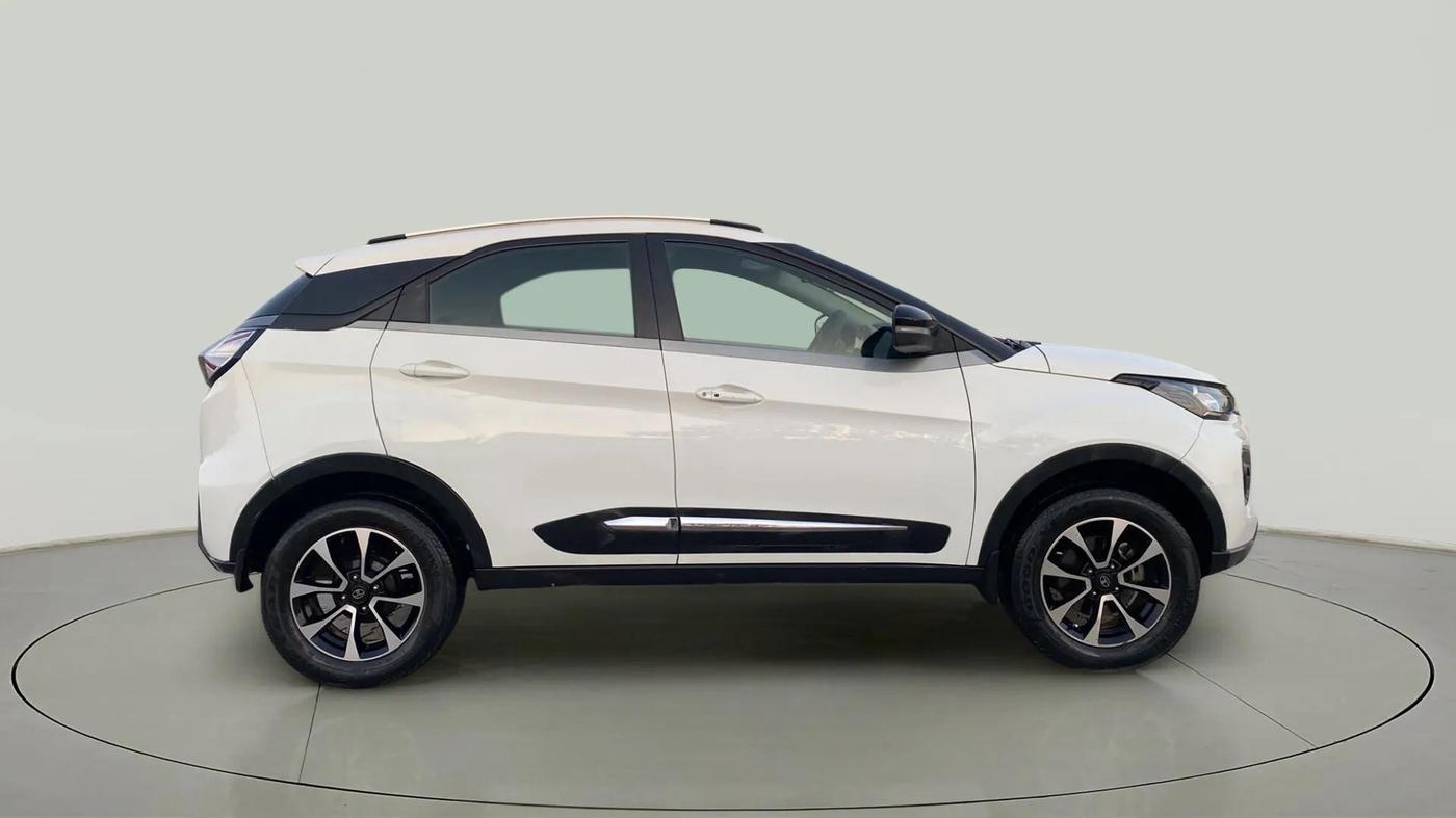 2021 Tata NEXON XZ PLUS PETROL, Petrol, Manual, 61,157 km, Right Side