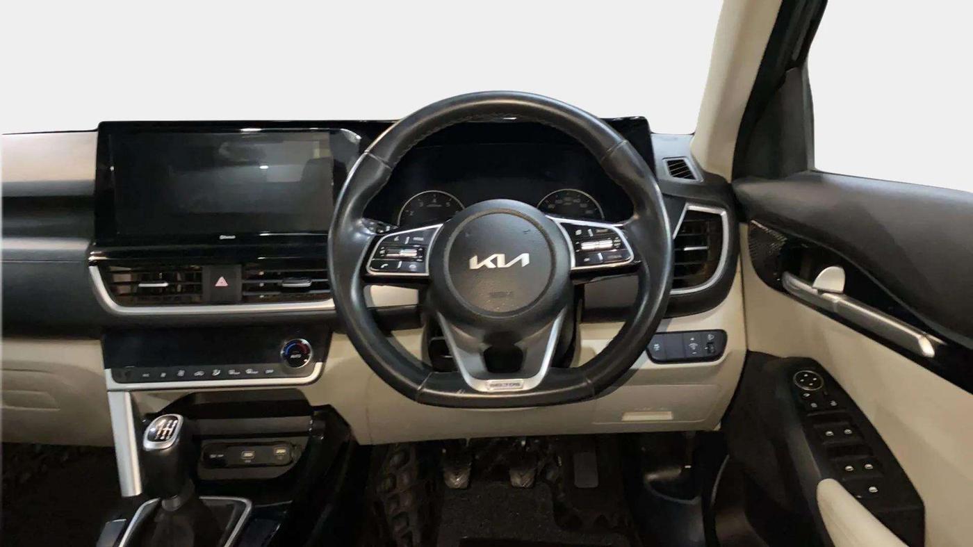 2023 KIA SELTOS  HTX 1.5 PETROL MT, Petrol, Manual, 32,434 km, Steering Wheel Close Up