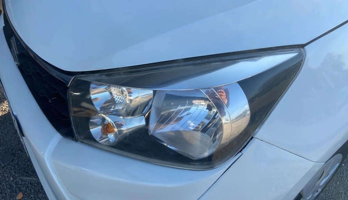 2018 Maruti Celerio ZXI, CNG, Manual, 67,396 km, Left headlight - Clamp has minor damage