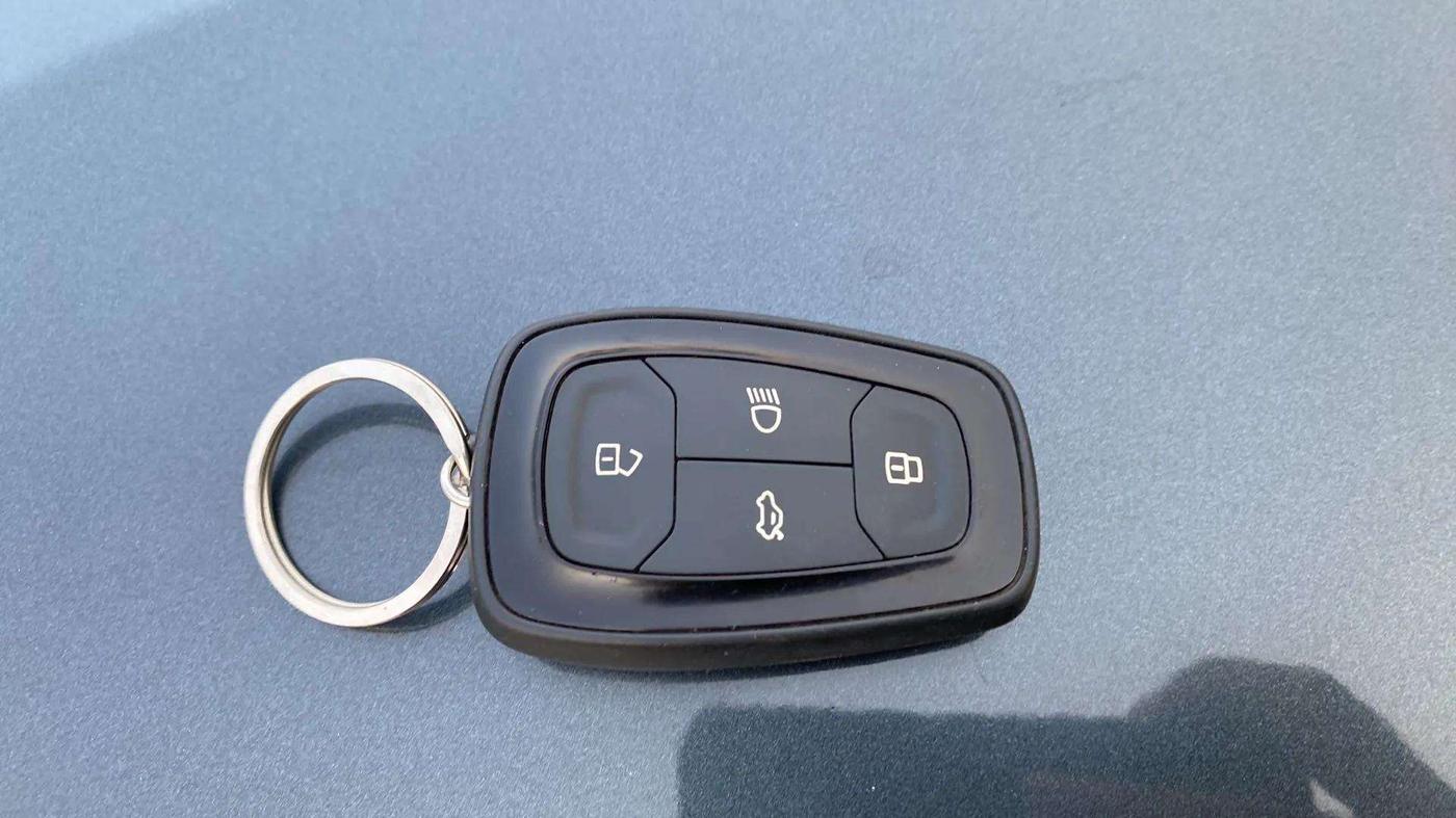 2021 Tata ALTROZ XT PETROL, Petrol, Manual, 63,835 km, Key Close Up