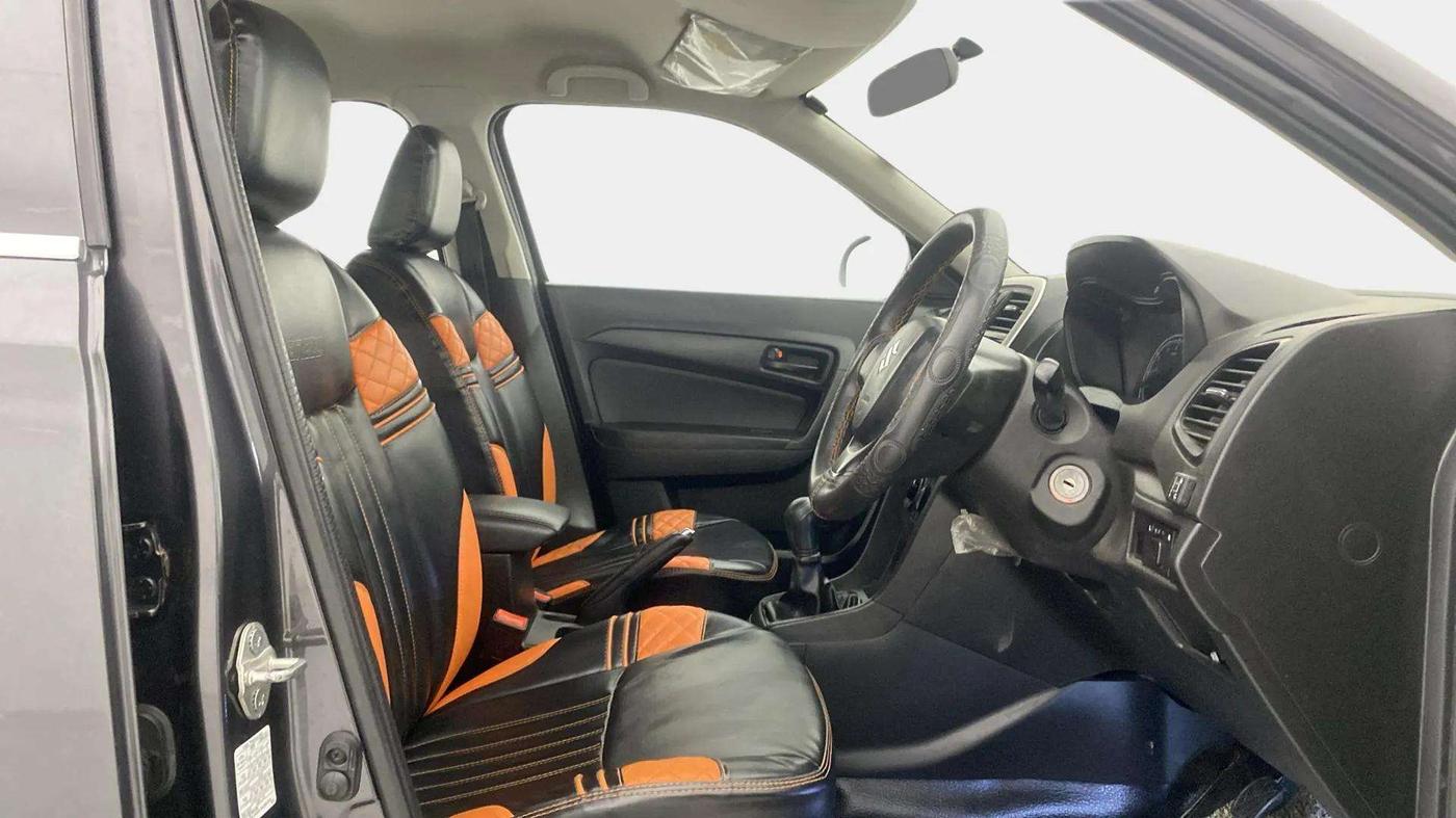 2021 Maruti Vitara Brezza LXI, CNG, Manual, 96,844 km, Right Side Front Door Cabin