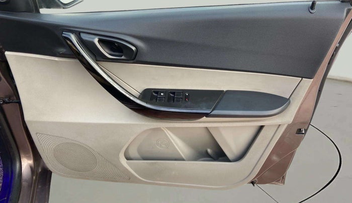 2019 Tata Tiago XM PETROL, Petrol, Manual, 40,934 km, Driver Side Door Panels Control