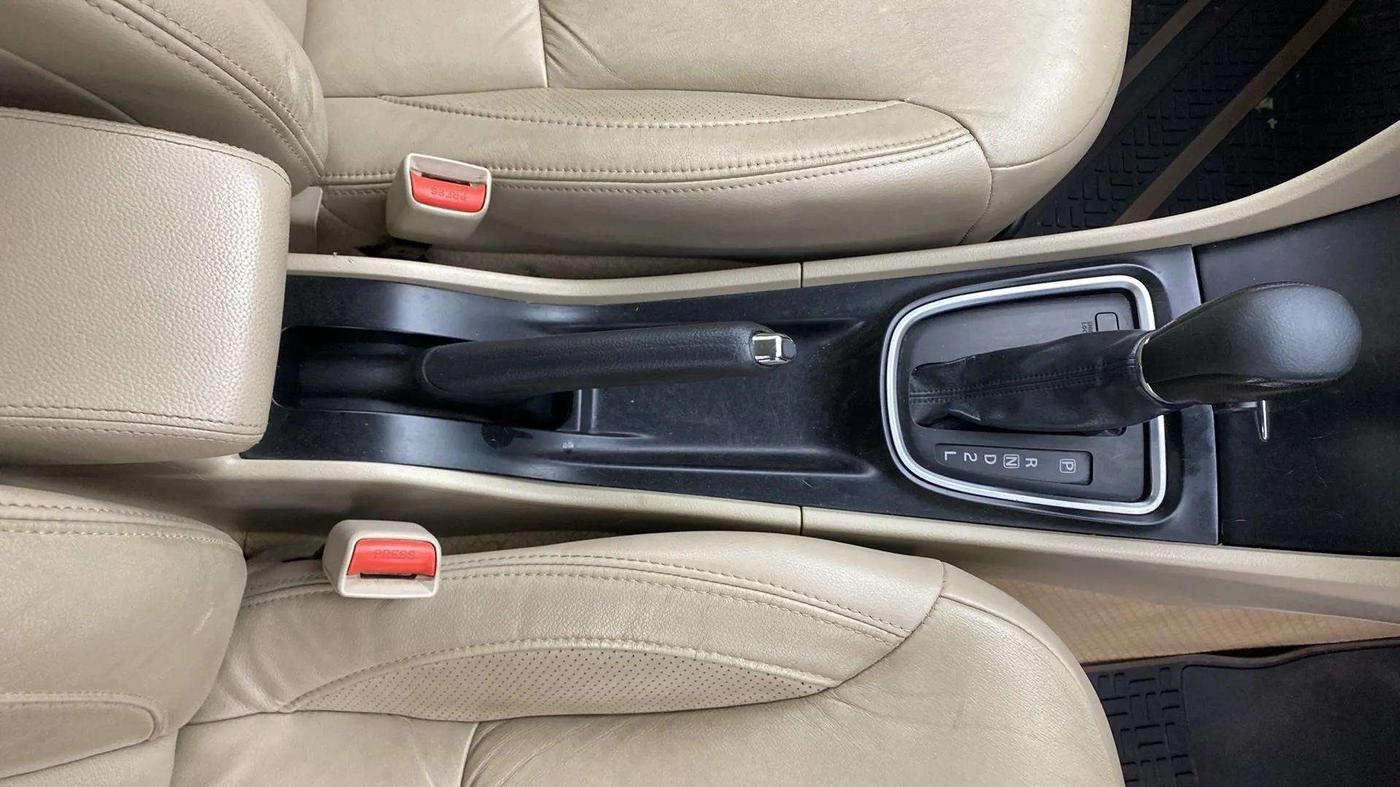 2019 Maruti Ciaz ALPHA  AT 1.5 SHVS PETROL, Petrol, Automatic, 55,797 km, Gear Lever
