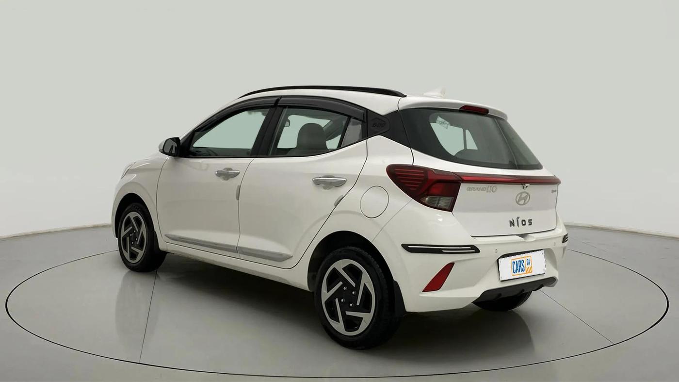 2024 Hyundai GRAND I10 NIOS SPORTZ 1.2 KAPPA VTVT CNG, CNG, Manual, 11,759 km, Left Back Diagonal