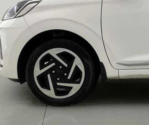 2024 Hyundai GRAND I10 NIOS SPORTZ 1.2 KAPPA VTVT CNG, CNG, Manual, 11,759 km, Left Front Wheel