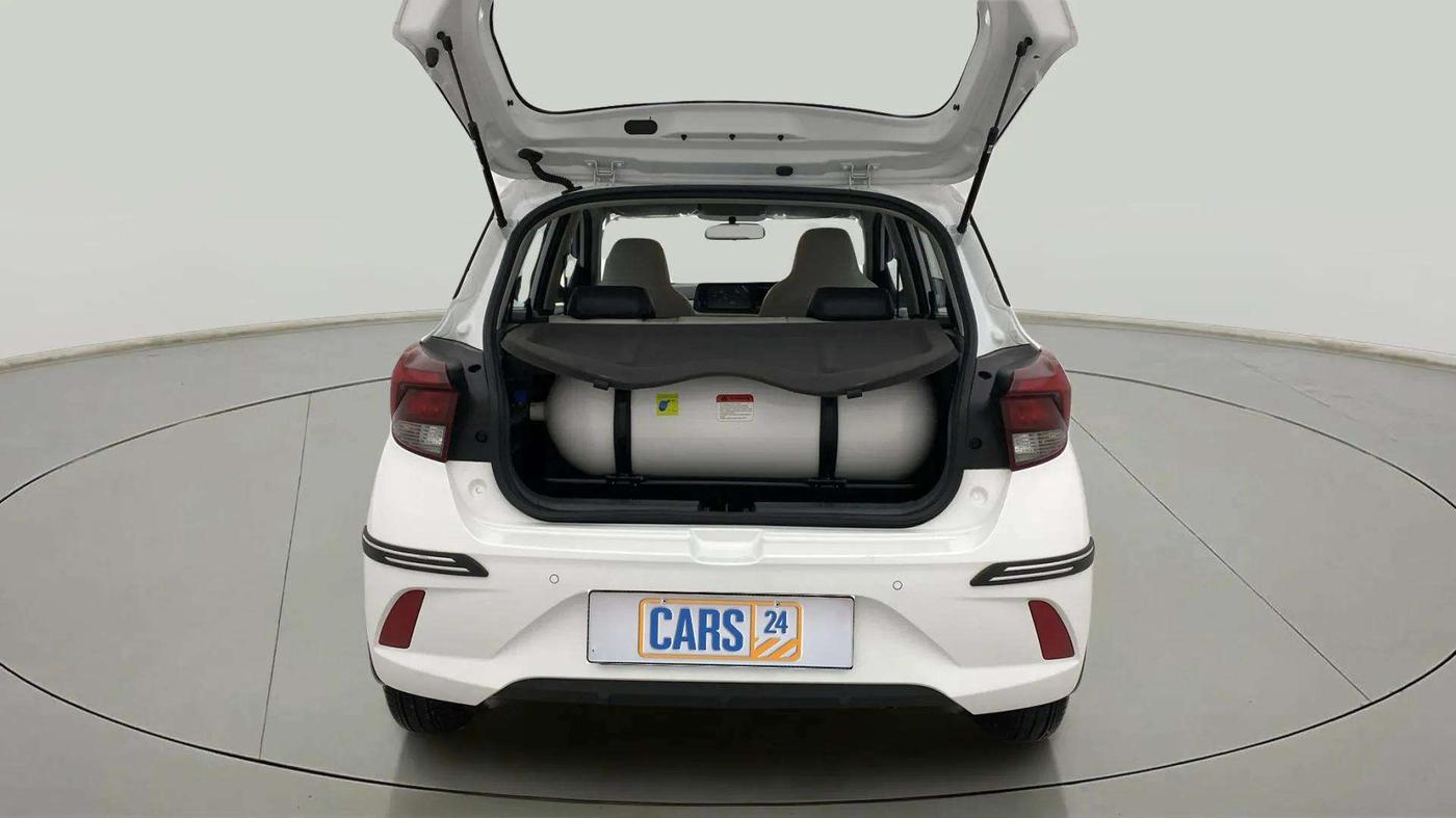 2024 Hyundai GRAND I10 NIOS SPORTZ 1.2 KAPPA VTVT CNG, CNG, Manual, 11,759 km, Boot Inside