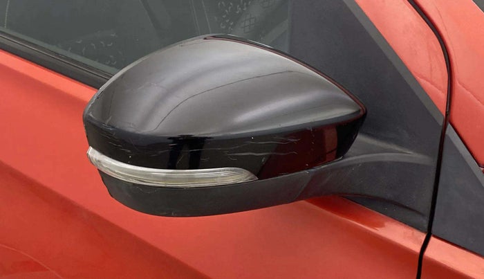 2020 Tata Tiago XZ PLUS PETROL, Petrol, Manual, 75,333 km, Right rear-view mirror - Cover has minor damage