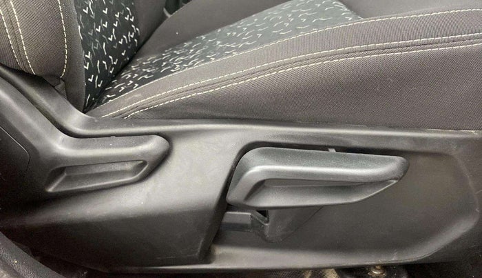 2020 Tata Tiago XZ PLUS PETROL, Petrol, Manual, 75,333 km, Driver Side Adjustment Panel