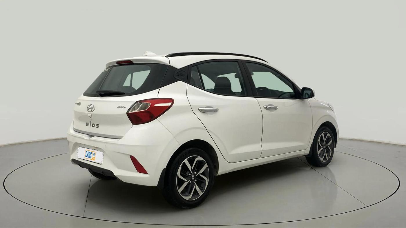 2022 Hyundai GRAND I10 NIOS ASTA 1.2 KAPPA VTVT, Petrol, Manual, 46,755 km, Right Back Diagonal