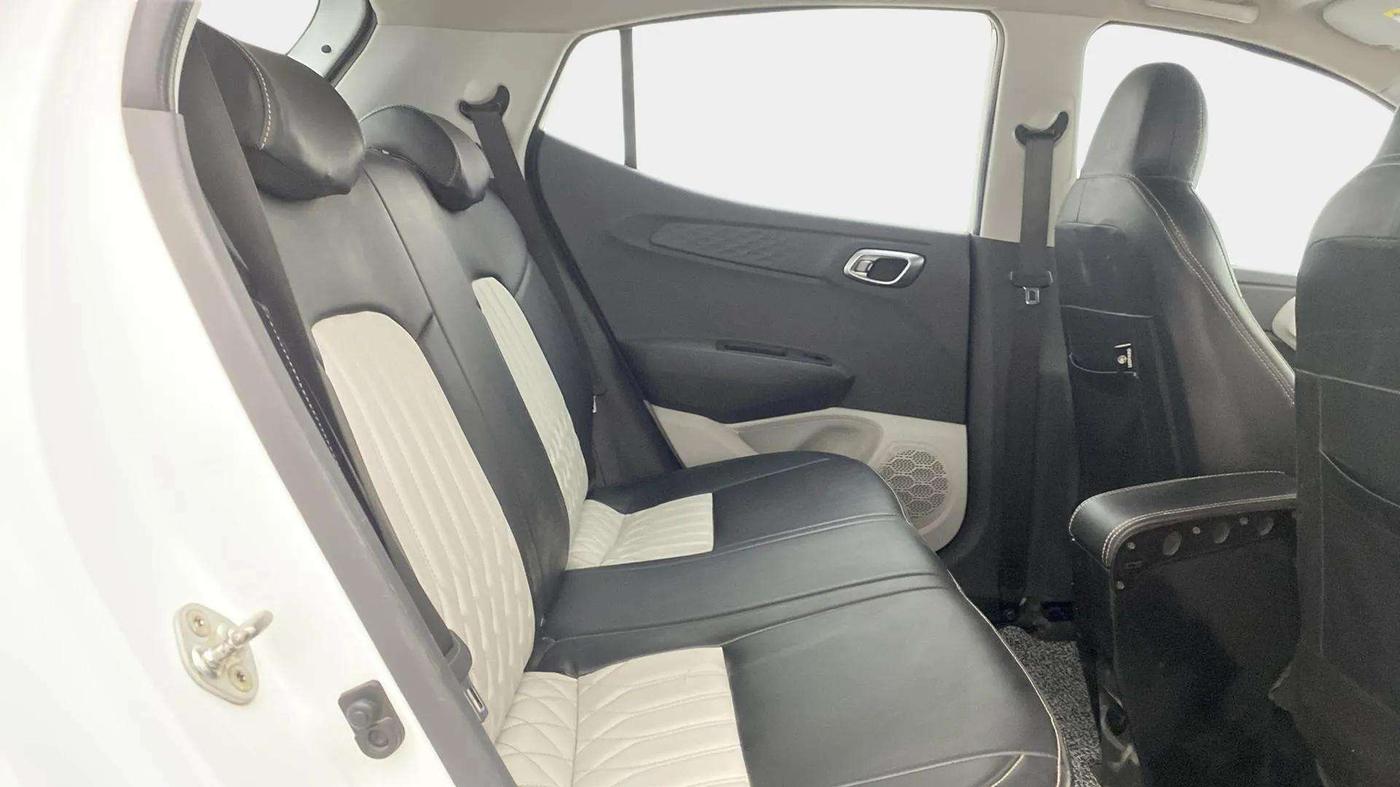 2022 Hyundai GRAND I10 NIOS ASTA 1.2 KAPPA VTVT, Petrol, Manual, 46,755 km, Right Side Rear Door Cabin