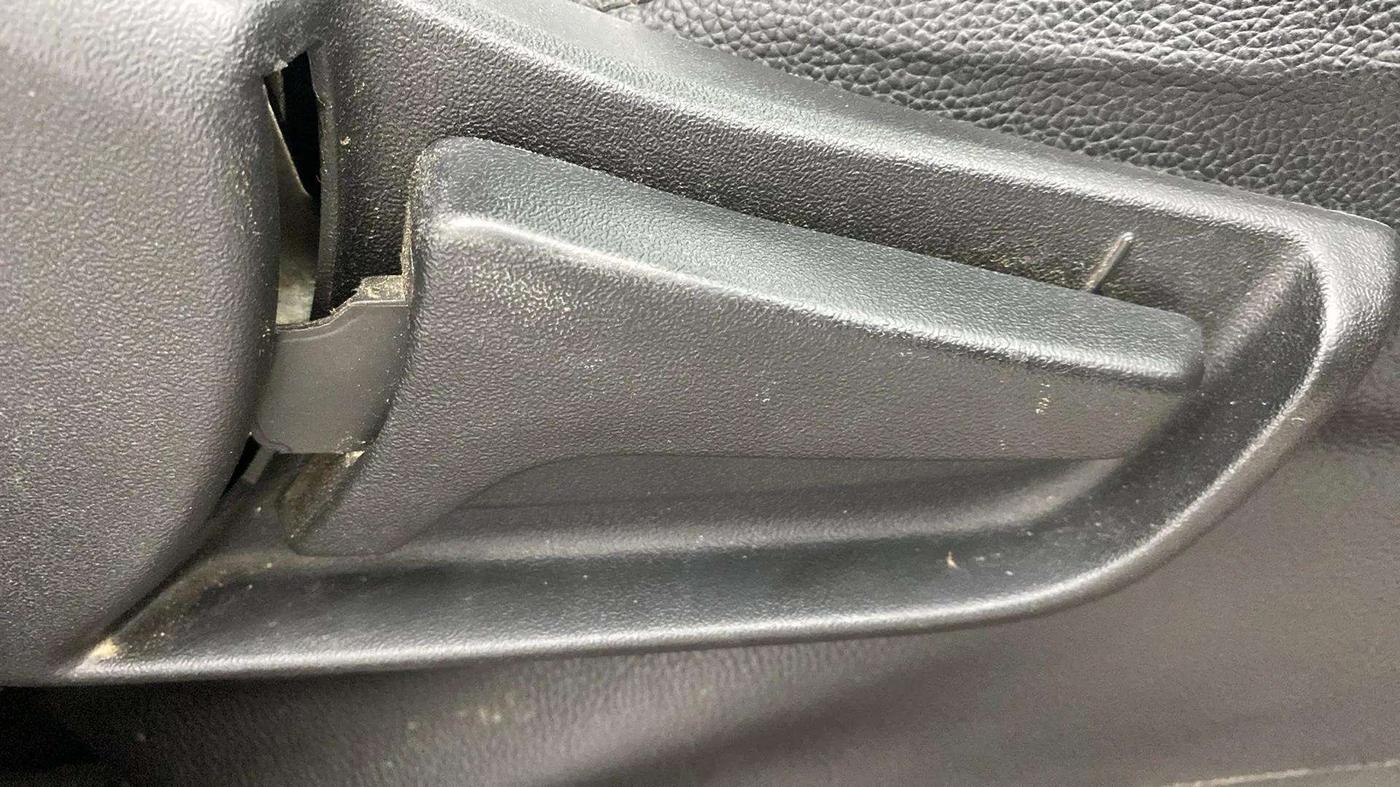 2021 Maruti S PRESSO VXI (O), Petrol, Manual, 23,530 km, Driver Side Adjustment Panel