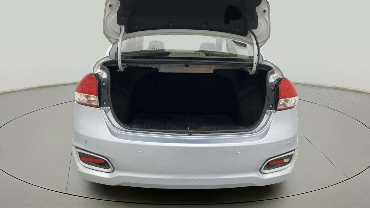 2022 Maruti Ciaz DELTA 1.5 SHVS MT PETROL, Petrol, Manual, 71,319 km, Boot Inside