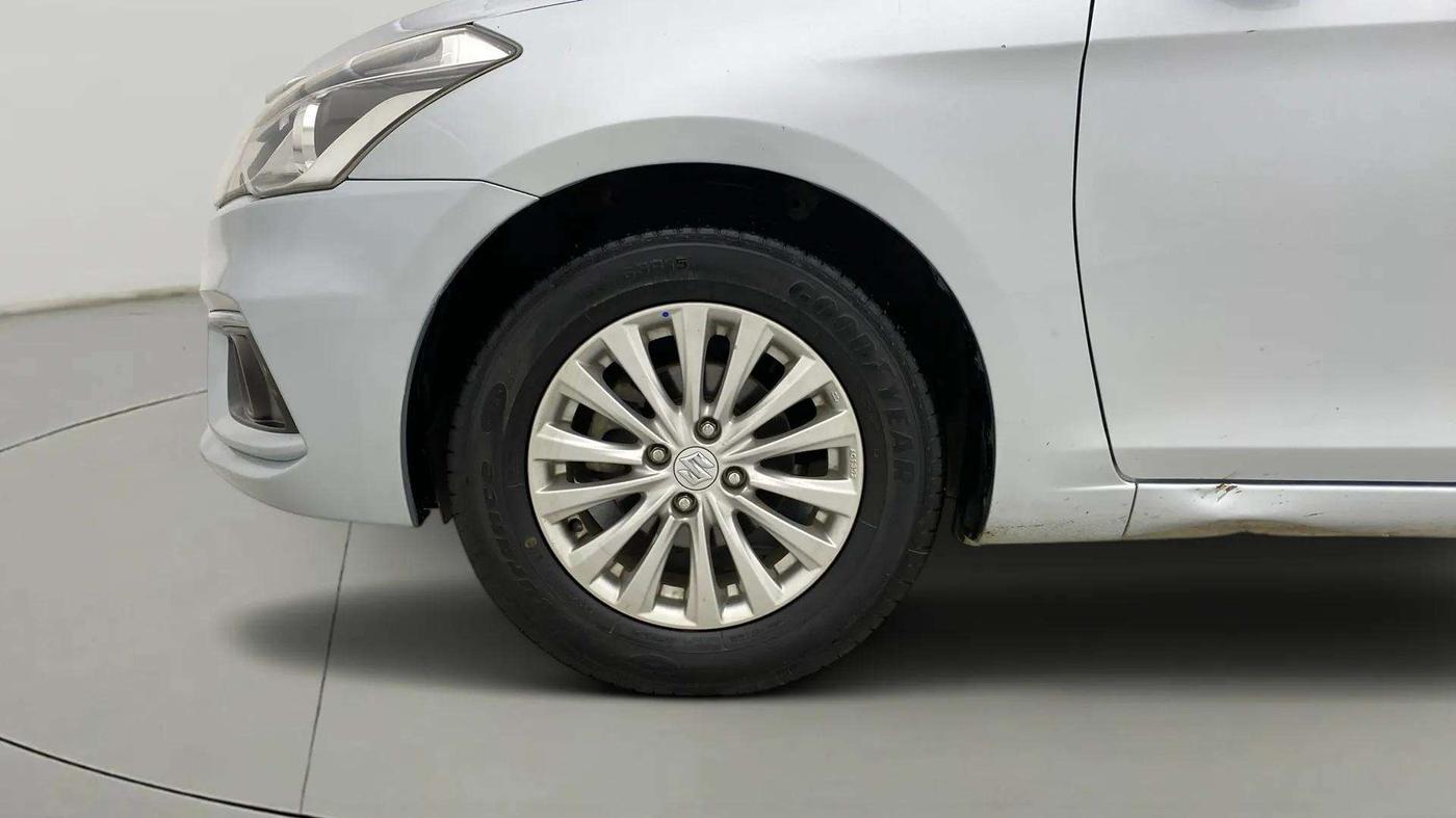 2022 Maruti Ciaz DELTA 1.5 SHVS MT PETROL, Petrol, Manual, 71,319 km, Left Front Wheel