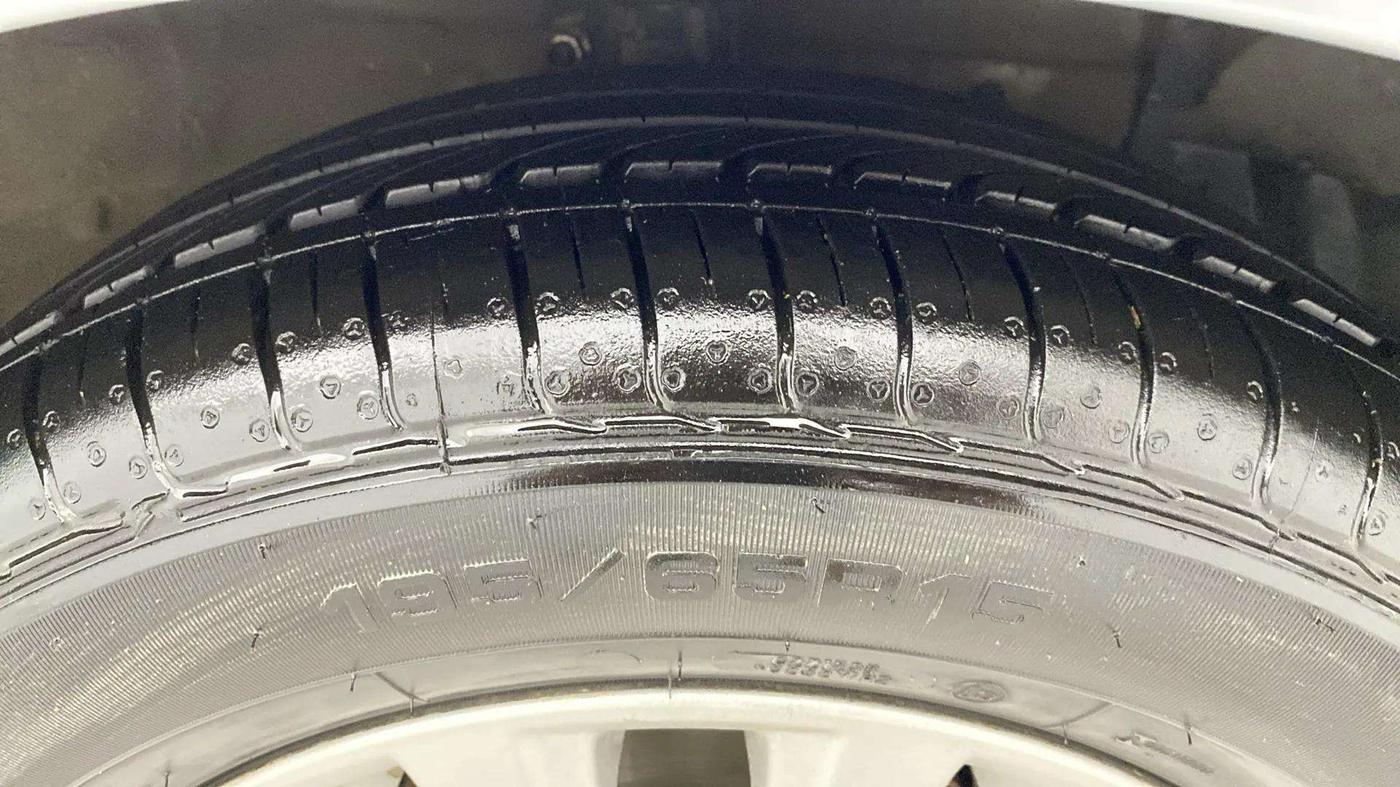 2022 Maruti Ciaz DELTA 1.5 SHVS MT PETROL, Petrol, Manual, 71,319 km, Right Front Tyre Tread
