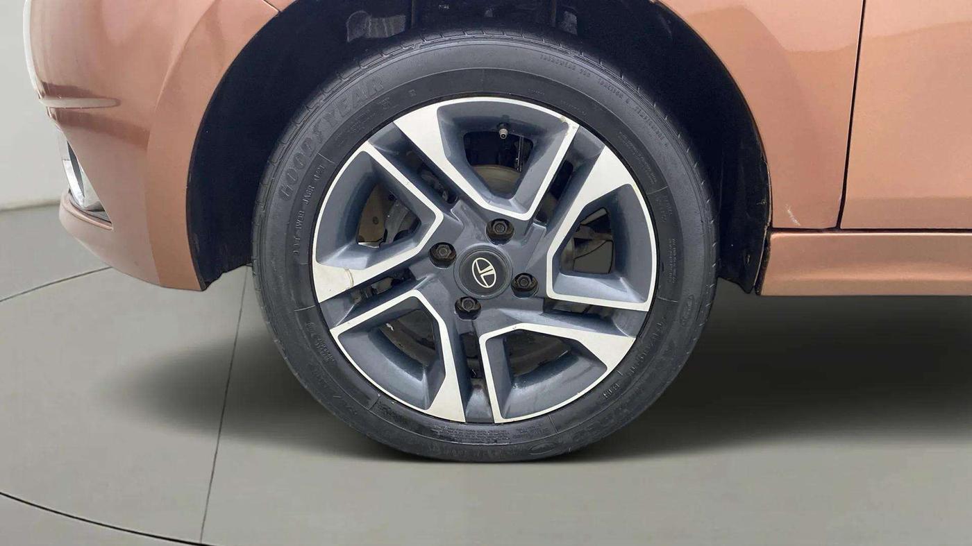2018 Tata TIGOR XZA PETROL, Petrol, Automatic, 68,214 km, Left Front Wheel