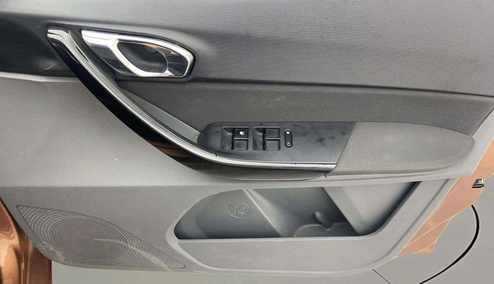 2018 Tata TIGOR XZA PETROL, Petrol, Automatic, 68,131 km, Driver Side Door Panels Control