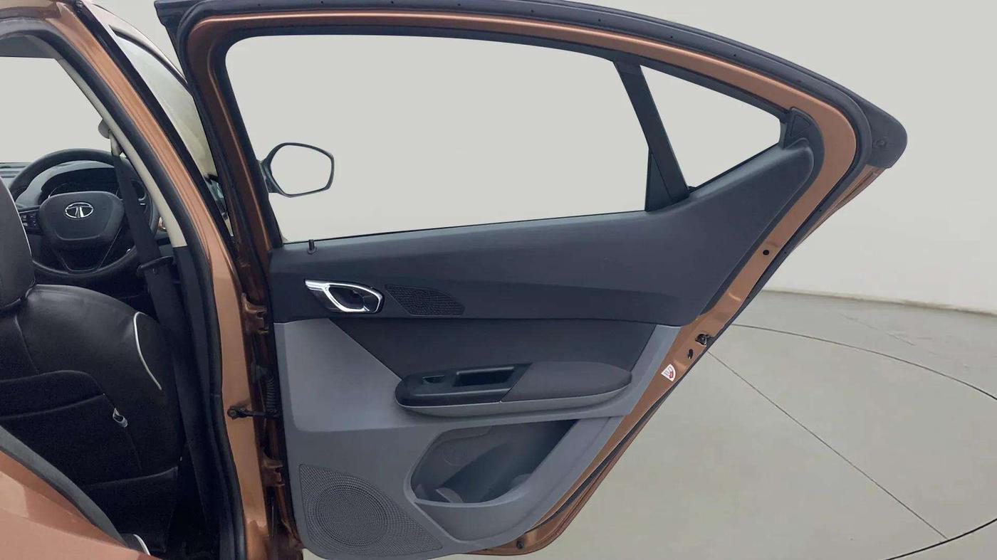 2018 Tata TIGOR XZA PETROL, Petrol, Automatic, 68,214 km, RHS Rear Door