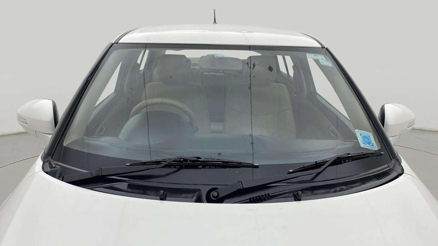 2016 Maruti Swift Dzire VXI (O), Petrol, Manual, 58,178 km, Front Windshield