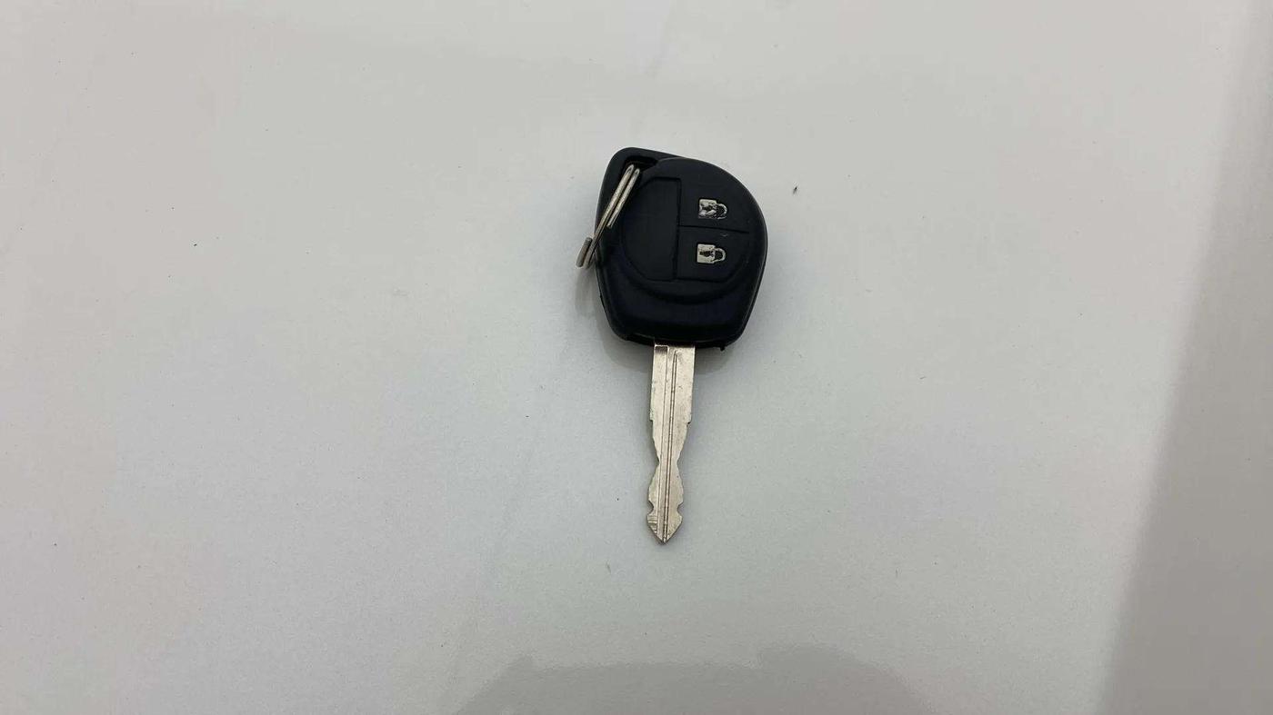2016 Maruti Swift Dzire VXI (O), Petrol, Manual, 58,178 km, Key Close Up