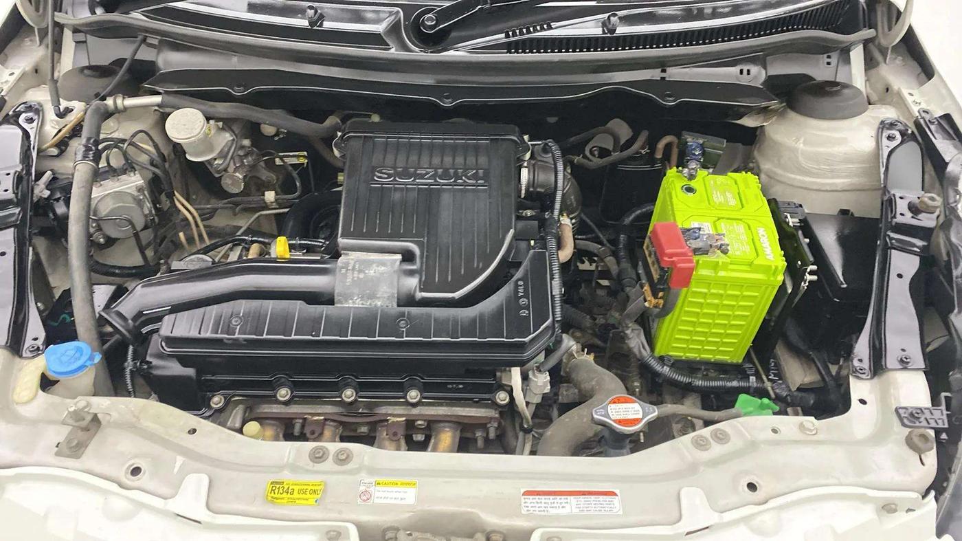 2016 Maruti Swift Dzire VXI (O), Petrol, Manual, 58,178 km, Engine View