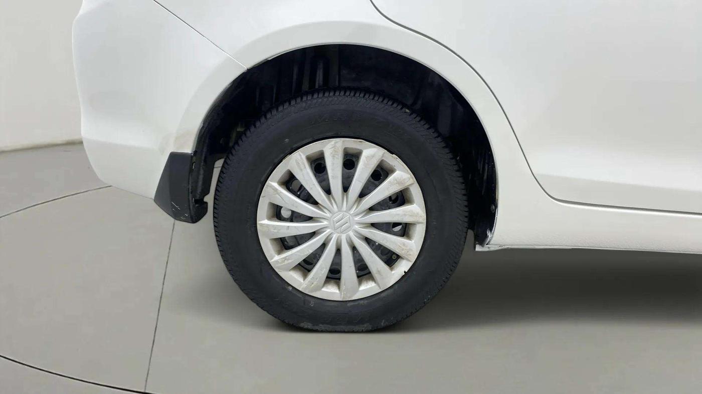 2016 Maruti Swift Dzire VXI (O), Petrol, Manual, 58,178 km, Right Rear Wheel