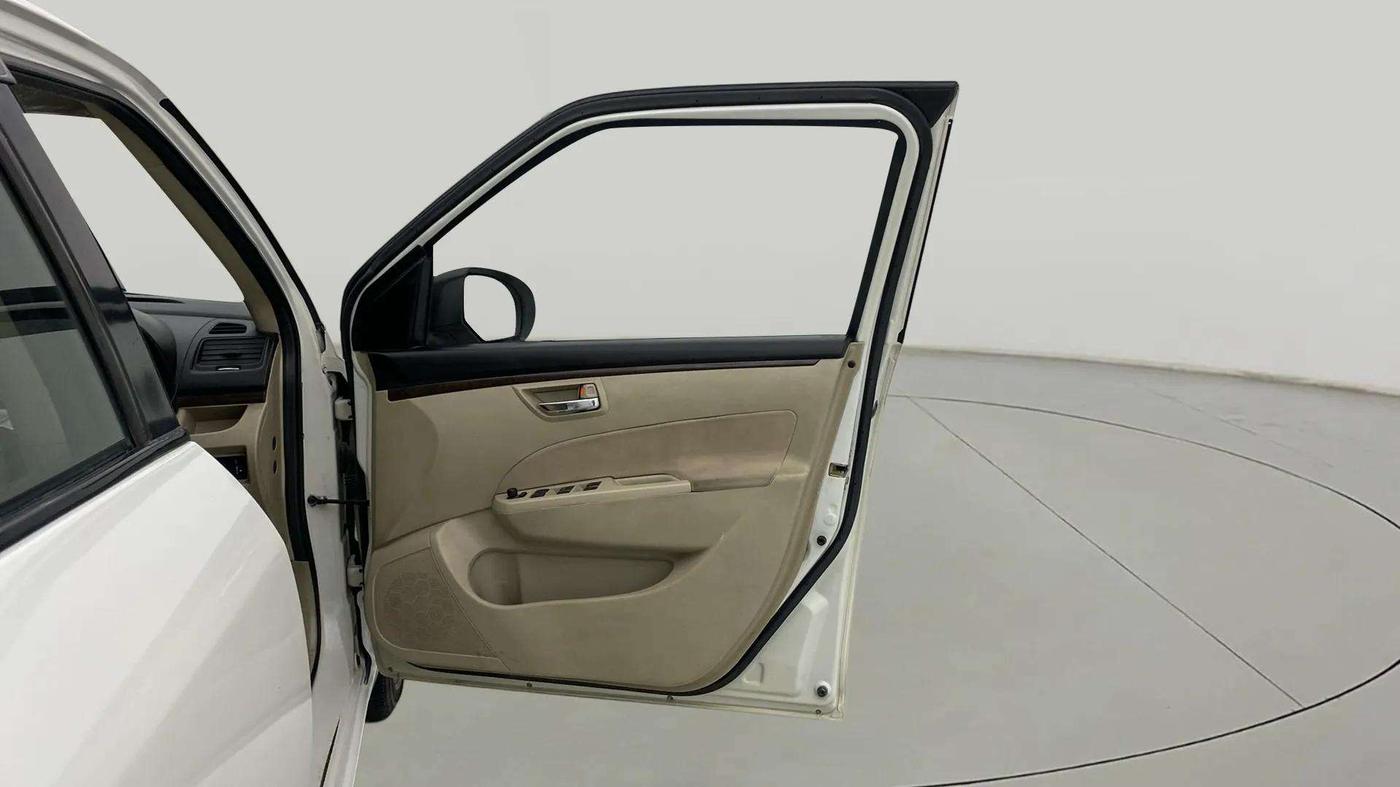 2016 Maruti Swift Dzire VXI (O), Petrol, Manual, 58,178 km, RHS Front Door