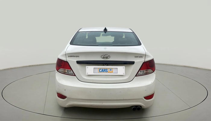 2014 Hyundai Verna FLUIDIC 1.6 CRDI SX, Diesel, Manual, 93,936 km, Back/Rear