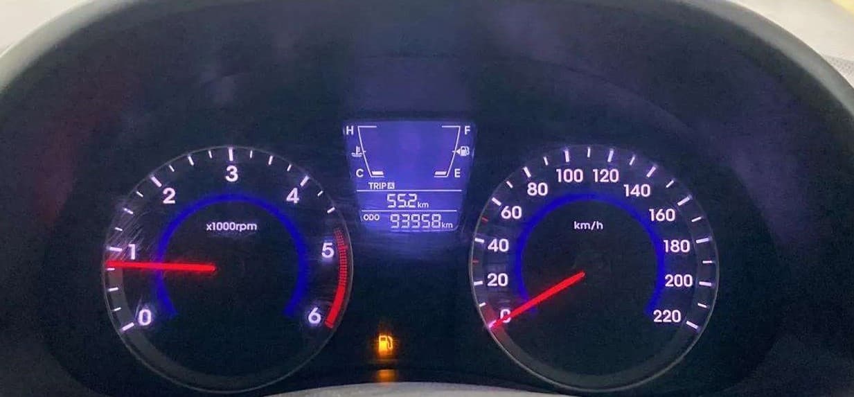 2014 Hyundai Verna FLUIDIC 1.6 CRDI SX, Diesel, Manual, 94,535 km, Odometer Image