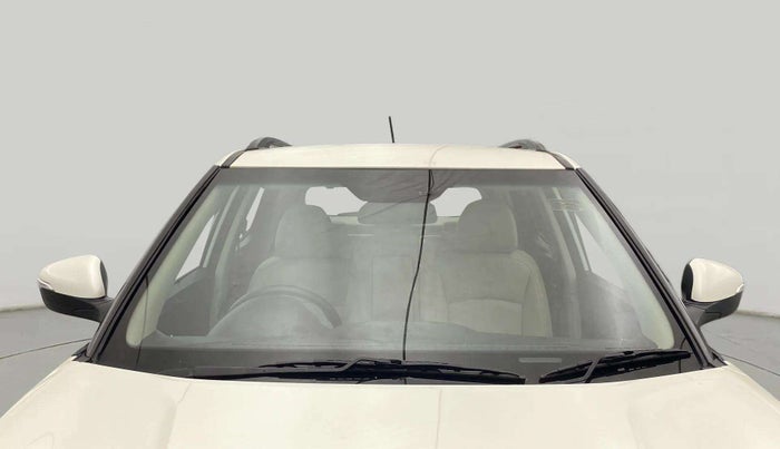 2019 Mahindra XUV300 W8 1.2 PETROL, Petrol, Manual, 12,303 km, Front Windshield