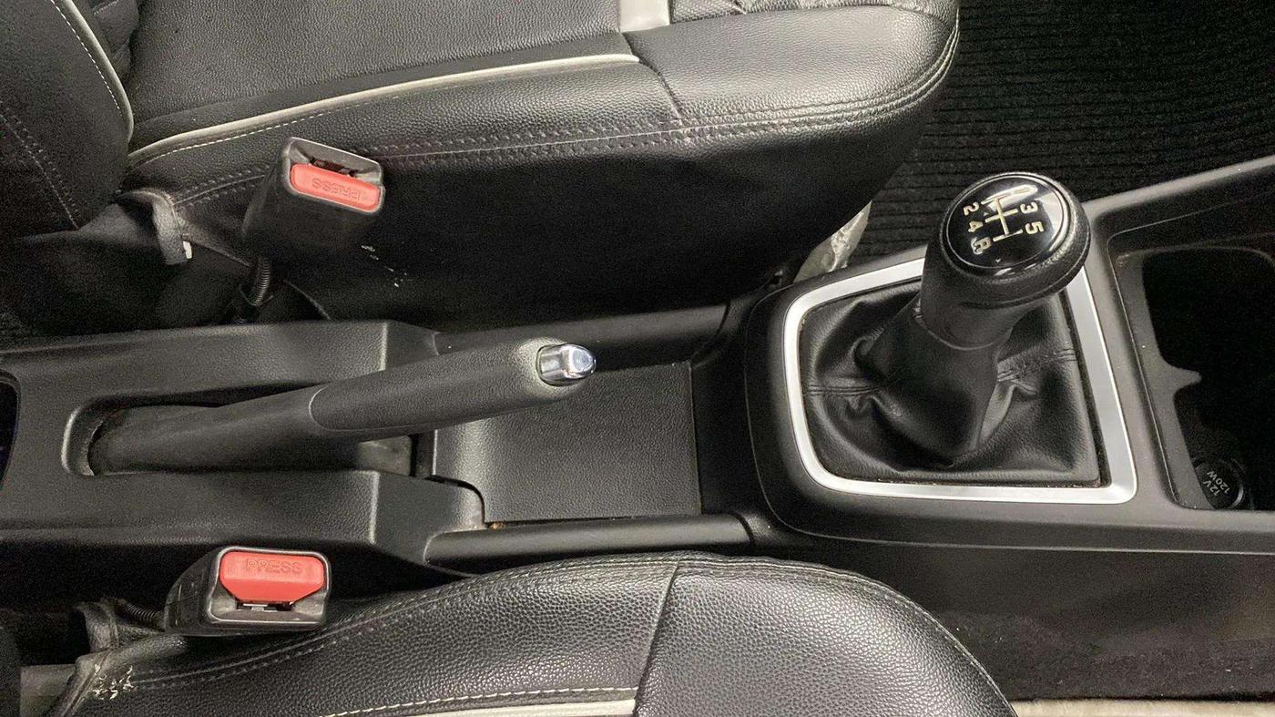 2021 Maruti Swift VXI, Petrol, Manual, 22,735 km, Gear Lever