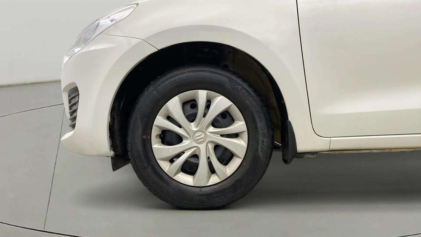 2021 Maruti Swift VXI, Petrol, Manual, 22,735 km, Left Front Wheel