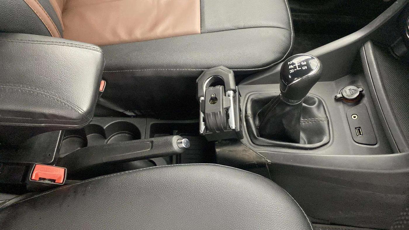 2018 Ford FREESTYLE TREND 1.2 PETROL, Petrol, Manual, 27,548 km, Gear Lever