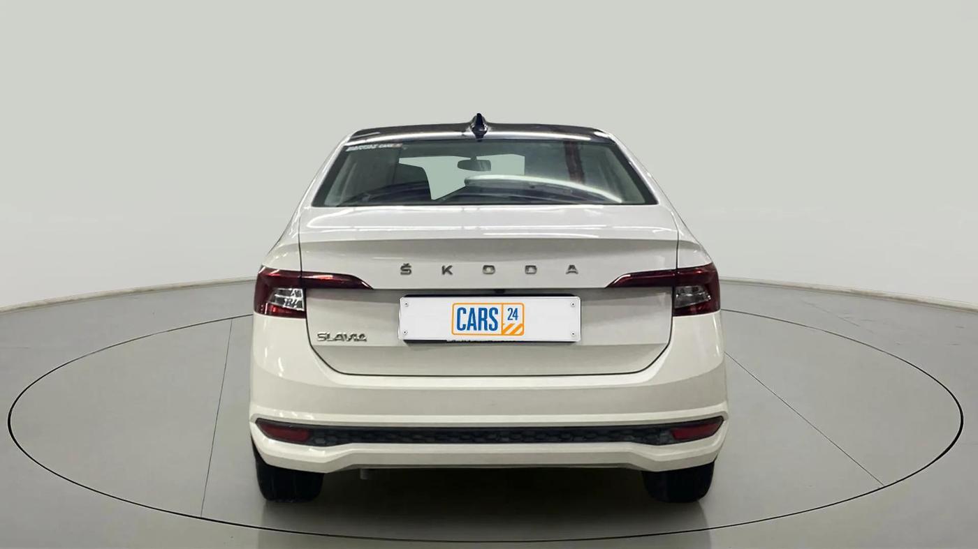 2023 Skoda SLAVIA AMBITION 1.0L TSI MT, Petrol, Manual, 27,861 km, Back/Rear