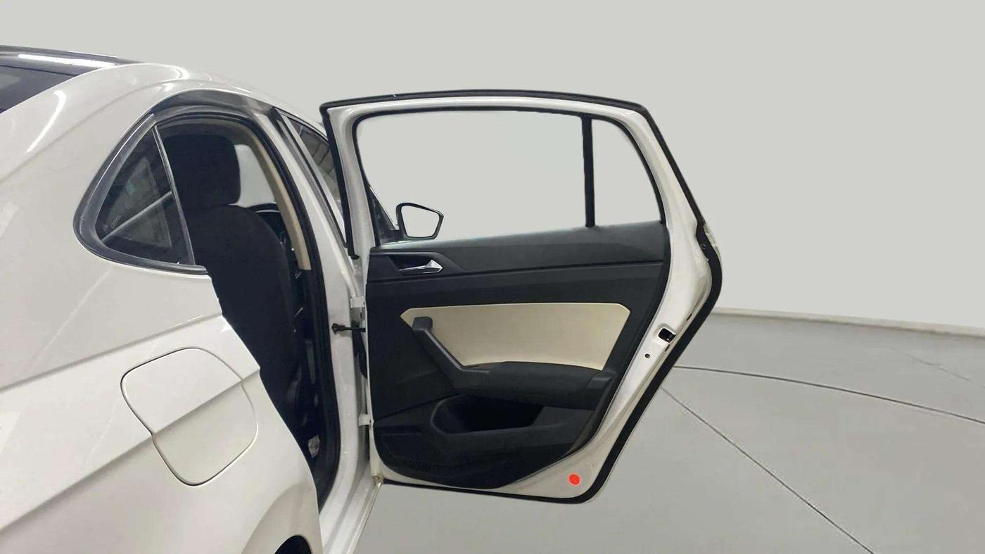 2023 Skoda SLAVIA AMBITION 1.0L TSI MT, Petrol, Manual, 27,861 km, RHS Rear Door