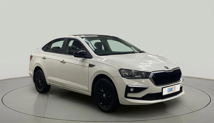 2023 Skoda SLAVIA AMBITION 1.0L TSI MT, Petrol, Manual, 27,750 km, Right Front Diagonal