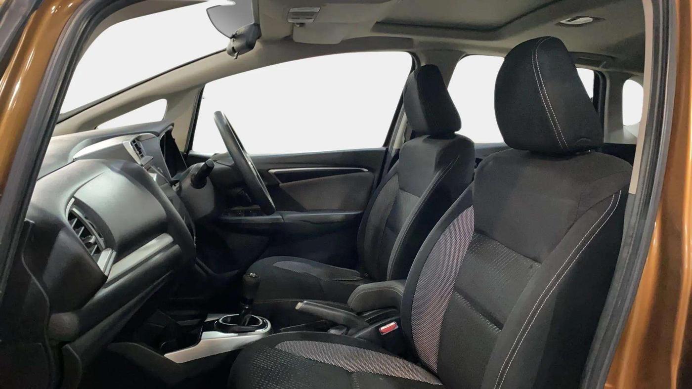 2017 Honda WR-V 1.5L I-DTEC VX MT, Diesel, Manual, 73,807 km, Right Side Front Door Cabin