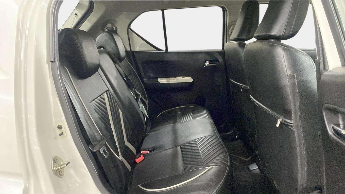 2019 Maruti IGNIS DELTA 1.2, Petrol, Manual, 70,234 km, Right Side Rear Door Cabin