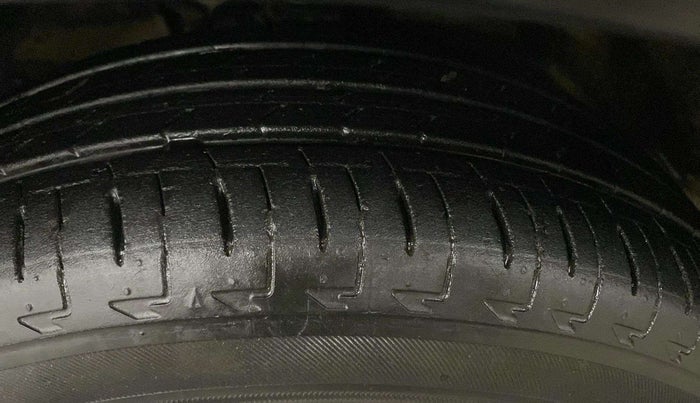 2019 Maruti IGNIS DELTA 1.2, Petrol, Manual, 70,208 km, Left Front Tyre Tread