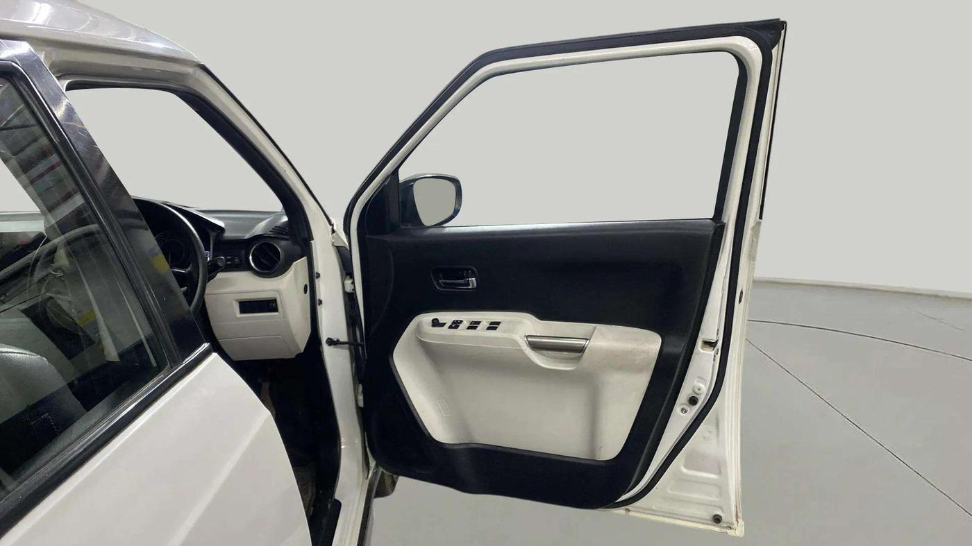 2019 Maruti IGNIS DELTA 1.2, Petrol, Manual, 70,234 km, RHS Front Door