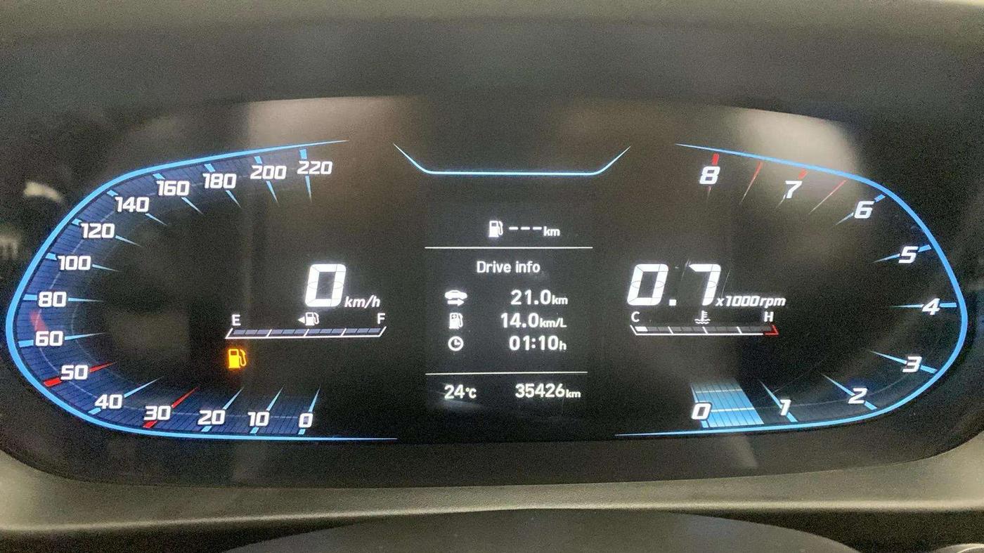 2021 Hyundai NEW I20 ASTA 1.2 MT, Petrol, Manual, 35,232 km, Odometer Image
