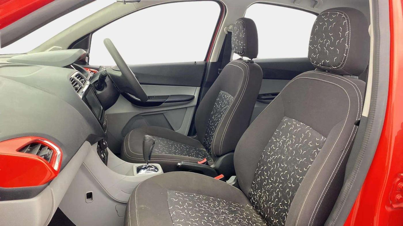 2020 Tata Tiago XZA PLUS PETROL, Petrol, Automatic, 38,243 km, Right Side Front Door Cabin