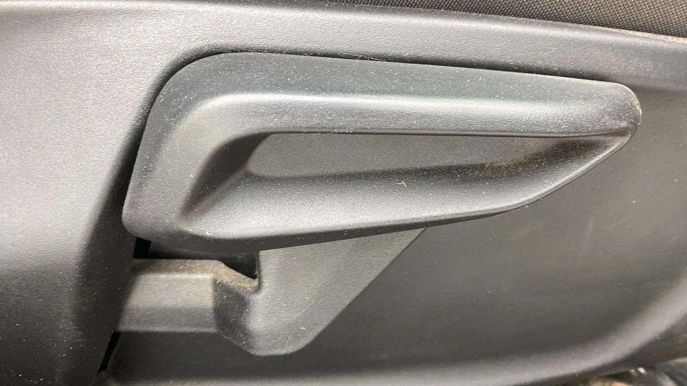 2020 Tata Tiago XZA PLUS PETROL, Petrol, Automatic, 38,243 km, Driver Side Adjustment Panel