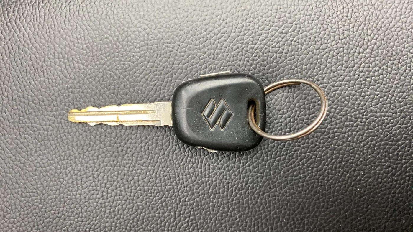 2018 Maruti Alto 800 LXI, Petrol, Manual, 36,426 km, Key Close Up