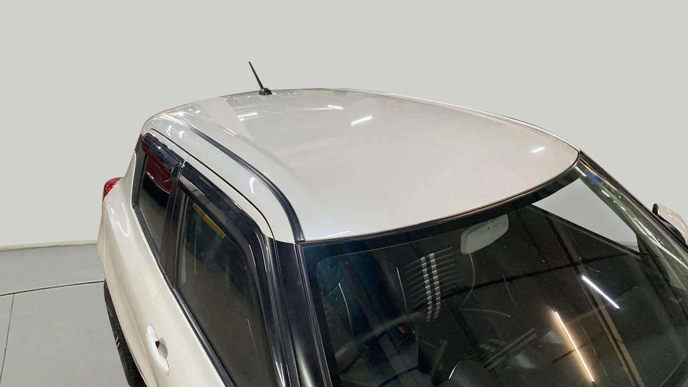 2024 Maruti Swift VXi, Petrol, Manual, 22,850 km, Roof