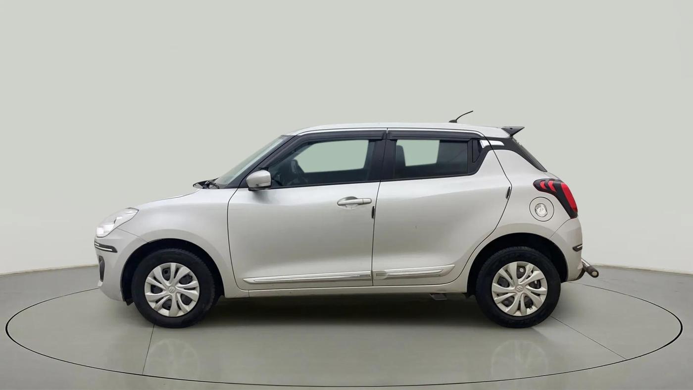 2020 Maruti Swift VXI AMT, Petrol, Automatic, 73,905 km, Left Side