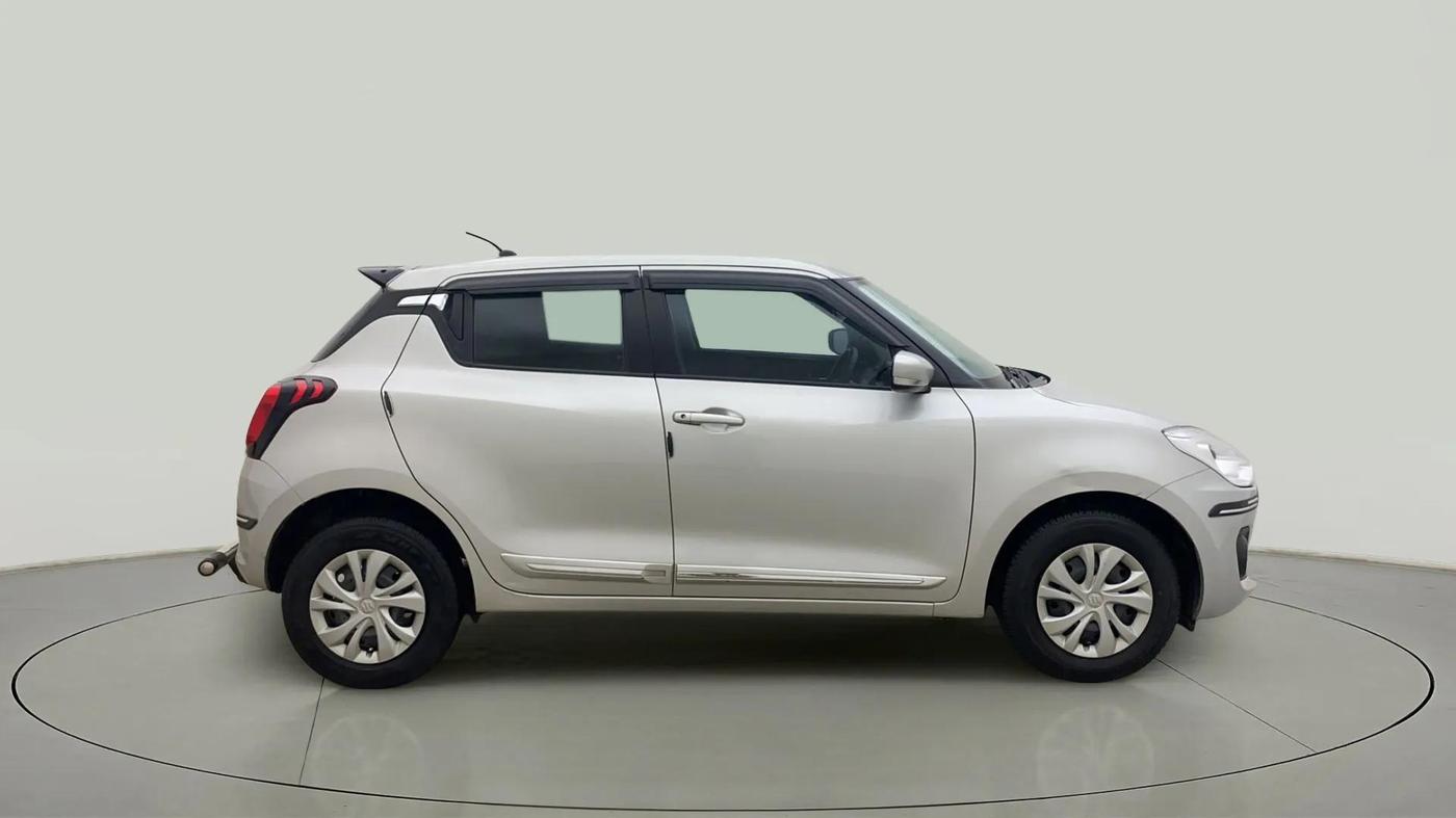 2020 Maruti Swift VXI AMT, Petrol, Automatic, 73,905 km, Right Side View