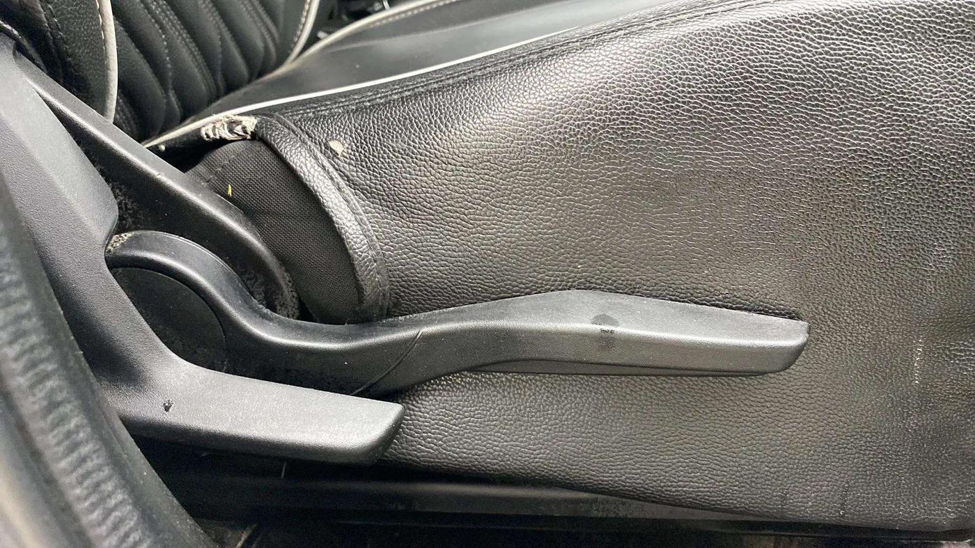 2020 Maruti Swift VXI AMT, Petrol, Automatic, 73,905 km, Driver Side Adjustment Panel